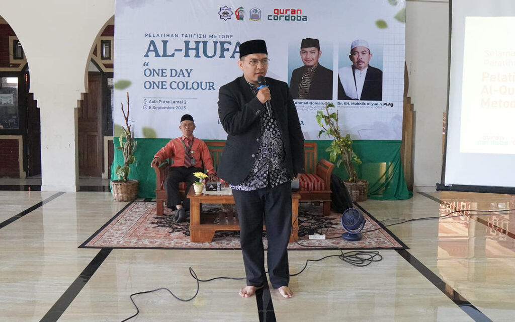 Pondok Modern Al-Aqsha Gelar Pelatihan Tahfizh Metode Al-Hufaz “One Day One Colour”