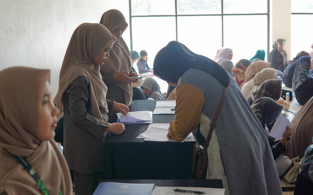 Silaturahim Pimpinan PM Al-Aqsha dengan Wali Santri Kelas 3 SMP