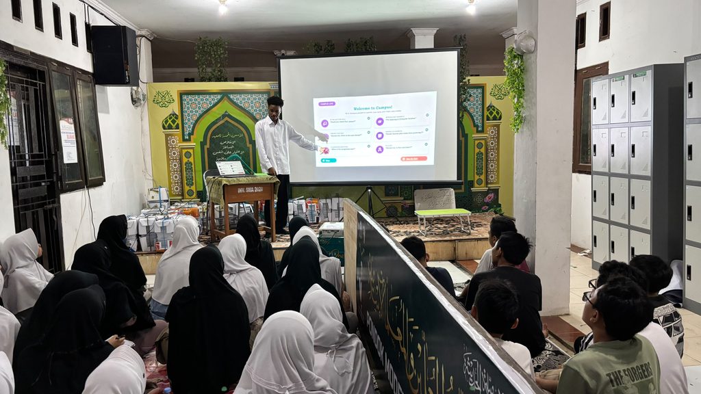 Motivasi Berbahasa Malam Bersama Foreigner dari Luar Negeri di Aula KMMI